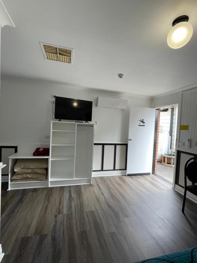 Tamworth Lodge Motel Bagian luar foto